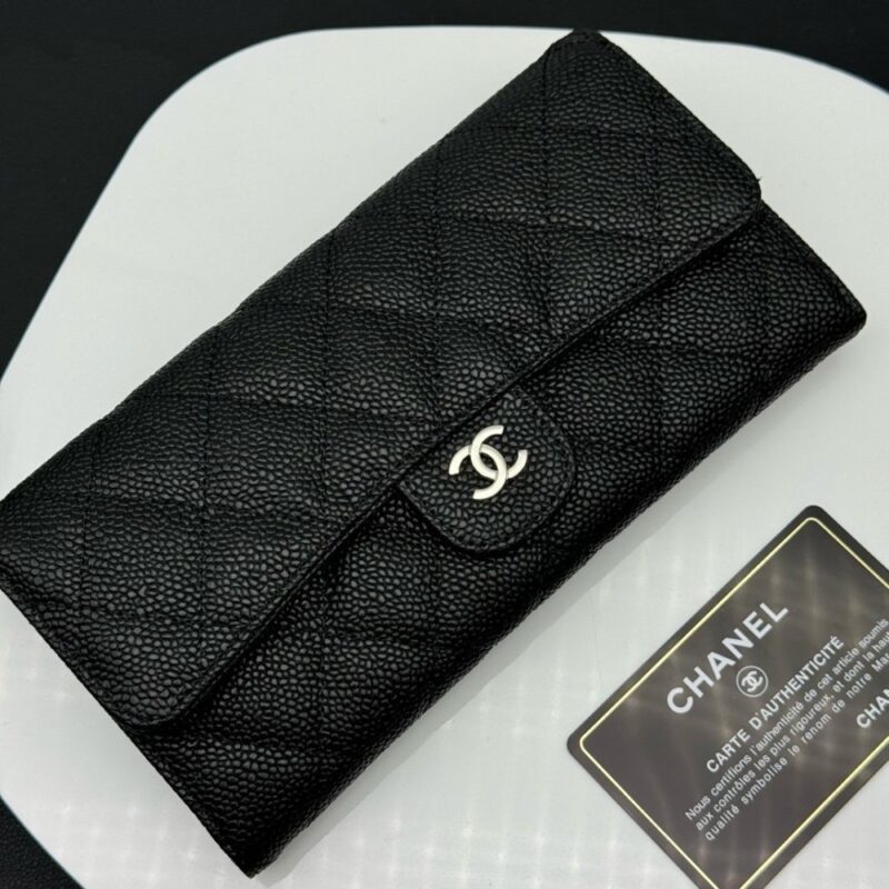 【AT11345】シャネルクラシックキャビアレザーウォレット - CHANEL Classic Caviar Leather Wallet | Chanel Paris
