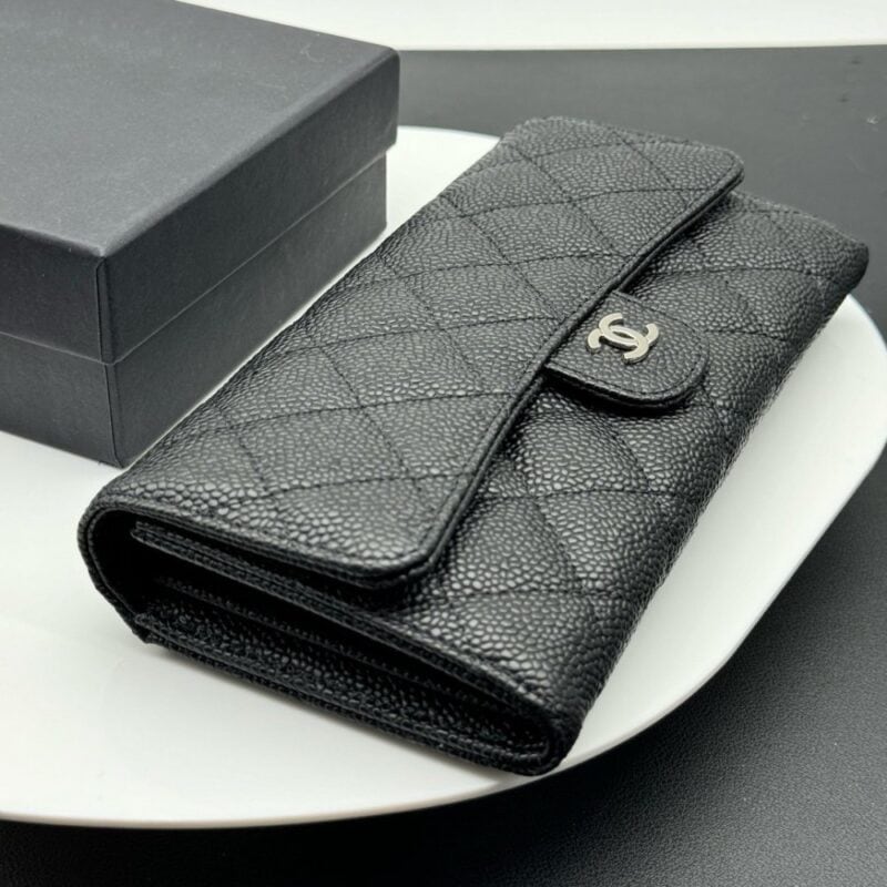 【AT11345】シャネルクラシックキャビアレザーウォレット - CHANEL Classic Caviar Leather Wallet | Chanel Paris