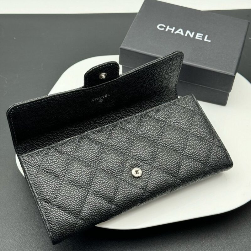 【AT11345】シャネルクラシックキャビアレザーウォレット - CHANEL Classic Caviar Leather Wallet | Chanel Paris