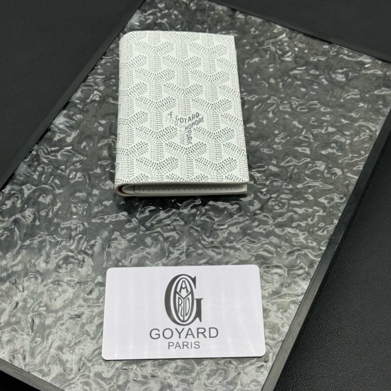 【AT11352】ゴヤール(Goyard)のサン・ピエールシリーズ財布 - ラグジュアリーなレザークラフト | Goyard Paris