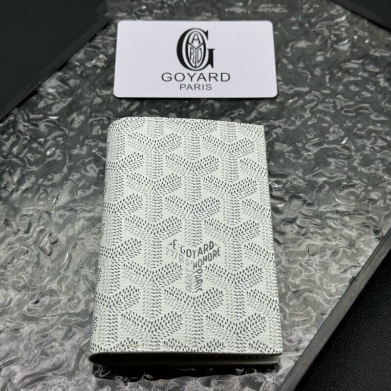 【AT11352】ゴヤール(Goyard)のサン・ピエールシリーズ財布 - ラグジュアリーなレザークラフト | Goyard Paris