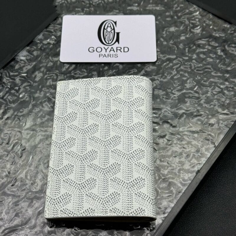 【AT11352】ゴヤール(Goyard)のサン・ピエールシリーズ財布 - ラグジュアリーなレザークラフト | Goyard Paris