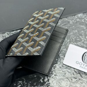 【AT11355】高級ラグジュアリーブランドGoyardからのSaint PierreシリーズのコンパクトなLEATHER財布 | Maison Goyard
