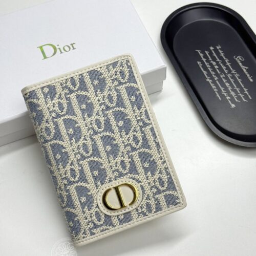 【AT11357】ディオールの高級Obliqueジャカードパスポートケース | Christian Dior
