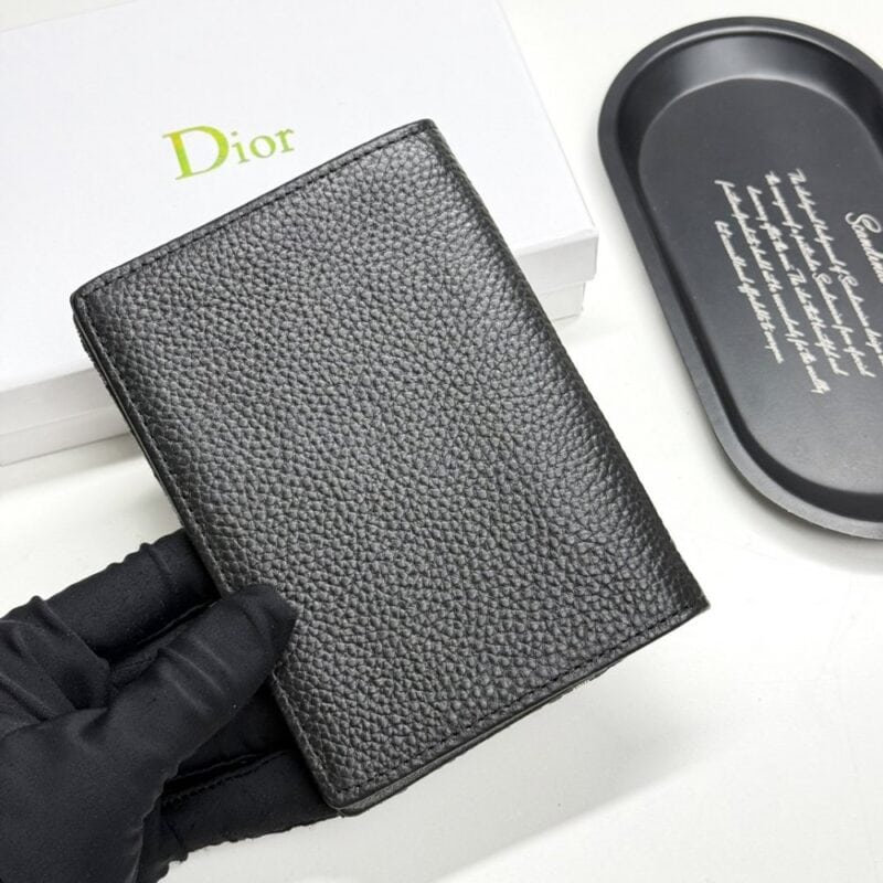 【AT11358】Dior（ディオール）Oblique柄パスポートケース - 最高の贅沢と洗練された美学 | Dior Paris