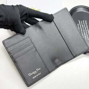 【AT11358】Dior（ディオール）Oblique柄パスポートケース - 最高の贅沢と洗練された美学 | Dior Paris