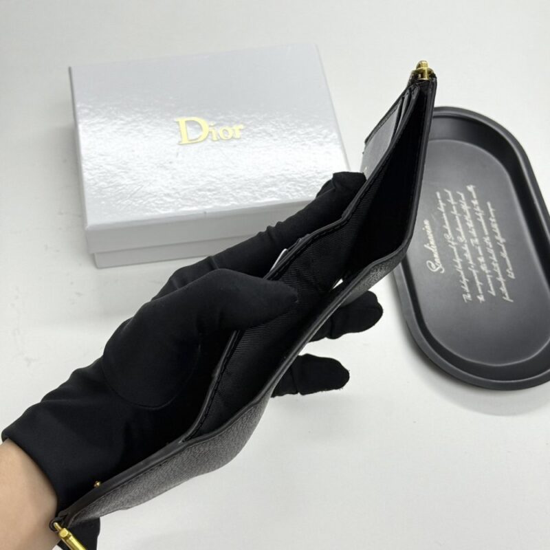 【AT11365】ディオールの高級トップグレインレザーカードウォレット、都会的なエリートに必須のアクセサリー | Dior