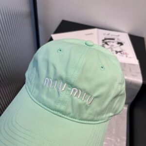 【AT11946】ミウミウ Miu Miu ロゴ刺繍入りミントグリーン野球帽 | Miu Miu