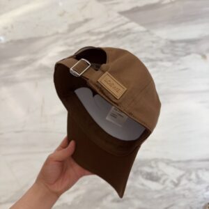 【AT11951】Loeweロエベクラシックベースボールキャップ - ストリートファッションに最適な贅沢なアイテム | Loewe Madrid