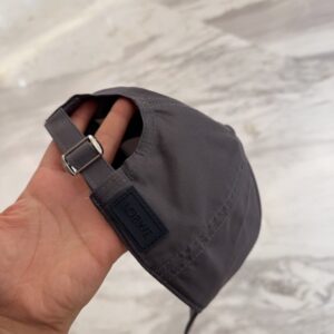 【AT11952】LOEWE【ロエベ】ラグジュアリーキャップ｜精密刺繍入りスポーツ帽子 | Loewe Madrid