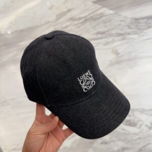 【AT11955】LOEWE（ロエベ）のクラシックなブラックベースボールキャップ | Loewe
