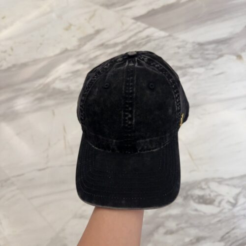 【AT11963】YSLクラシックベースボールキャップ - 高級感溢れる優雅なデザイン | Saint Laurent