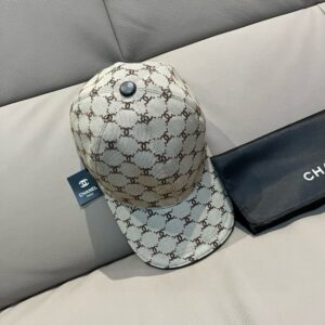 【AT11970】シャネルの高級ファッション野球帽 - ダブルCロゴ刺繍入り、帆布素材と牛革の最上級野球帽 | Chanel Paris