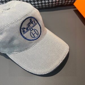 【AT11975】エルメス(Hermès) 高級キャンバス野球帽 - フランスの伝統とモダンなエレガンスを融合 | Hermès Paris