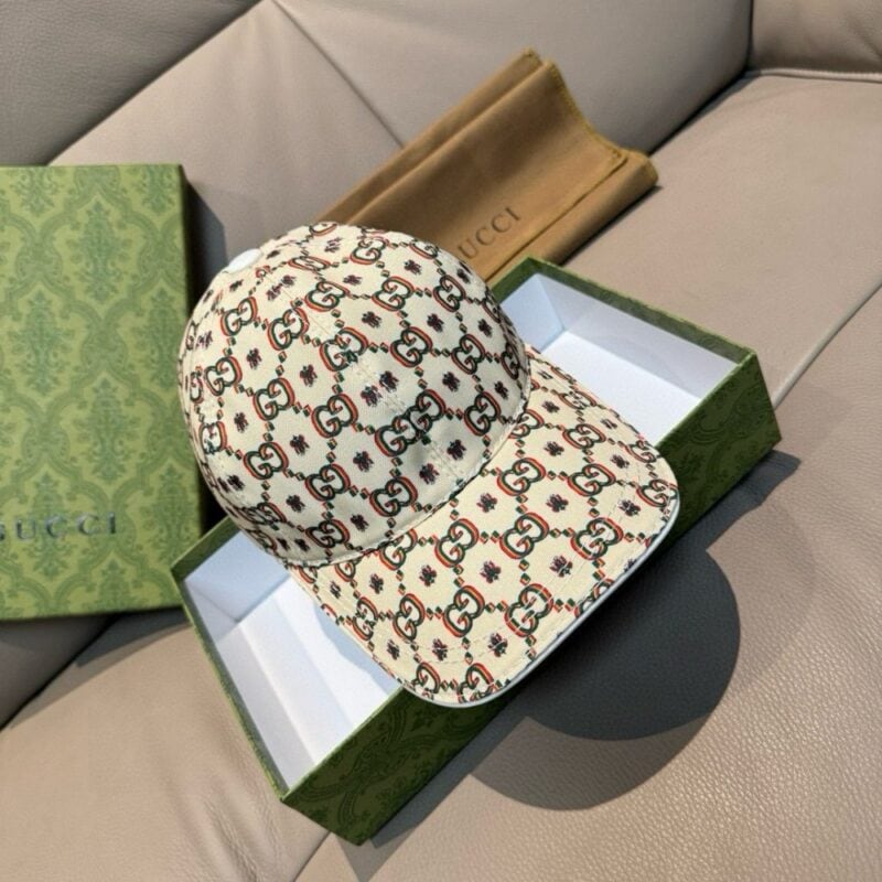 【AT11977】グッチGG昆虫プリント柄キャンバス野球帽 | Gucci Italy