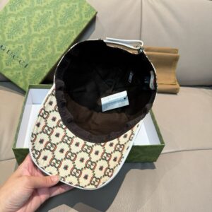 【AT11977】グッチGG昆虫プリント柄キャンバス野球帽 | Gucci Italy