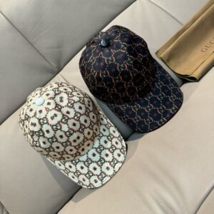 【AT11977】グッチGG昆虫プリント柄キャンバス野球帽 | Gucci Italy