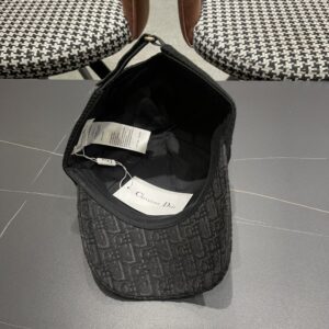 【AT11979】Dior（ディオール）の高級野球帽、都市のファッションとエレガントなエレガントさを演出 | Christian Dior