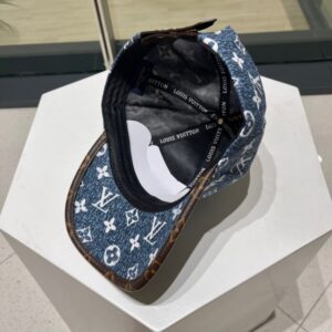 【AT11984】ルイ・ヴィトンのモノグラムデニムベースボールキャップ | LV