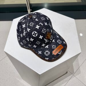 【AT11986】ルイ・ヴィトンのモノグラム柄ベースボールキャップ、シンボルデザインがオシャレさを演出 | LV