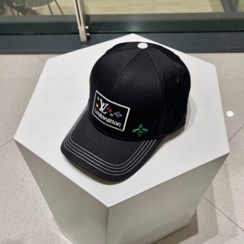 【AT11990】ルイ・ヴィトン ブラックベース 刺繍野球帽 - 高級アクセサリー、ストリートファッション、カジュアルスタイルに最適 | Louis Vuitton Malletier