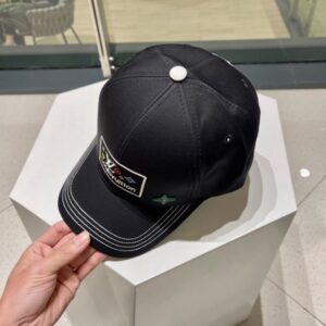 【AT11990】ルイ・ヴィトン ブラックベース 刺繍野球帽 - 高級アクセサリー、ストリートファッション、カジュアルスタイルに最適 | Louis Vuitton Malletier