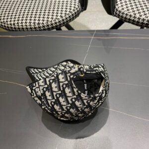 【AT11992】ディオールのヴィンテージバスボールキャップ - 高級素材で作られるストリートファッションの必需品 | Dior
