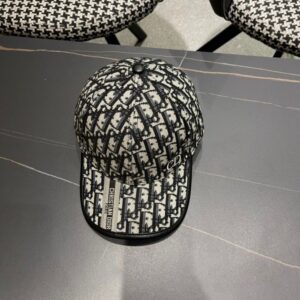 【AT11992】ディオールのヴィンテージバスボールキャップ - 高級素材で作られるストリートファッションの必需品 | Dior