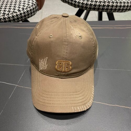 【AT11995】Balenciagaバレンシアガのアプリコット色キャップ | クラシックスタイルと都会のエレガンスを演出 | Balenciaga