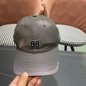 【AT11999】バレンシアガのベースボールキャップ - 都会的な贅沢とスタイリッシュなファッションの必需品 | Balenciaga