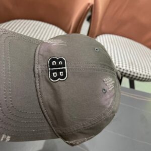 【AT11999】バレンシアガのベースボールキャップ - 都会的な贅沢とスタイリッシュなファッションの必需品 | Balenciaga