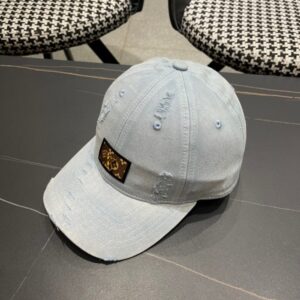 【AT12002】ルイ・ヴィトン2025年春夏コレクションの高級氷河ホワイトベースボールキャップ | Louis Vuitton Paris
