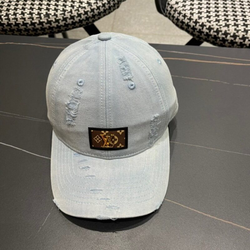 【AT12002】ルイ・ヴィトン2025年春夏コレクションの高級氷河ホワイトベースボールキャップ | Louis Vuitton Paris