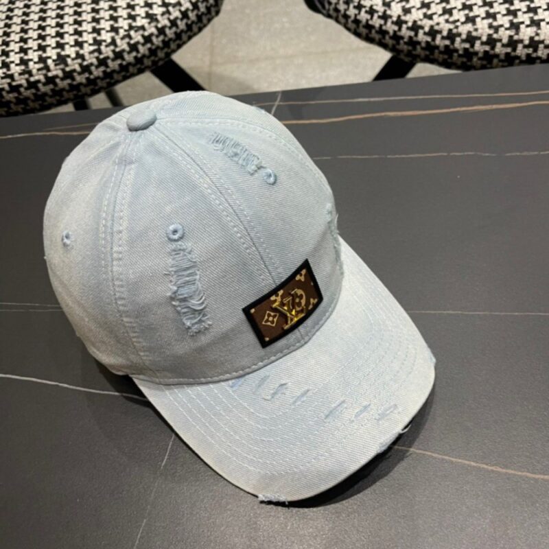 【AT12002】ルイ・ヴィトン2025年春夏コレクションの高級氷河ホワイトベースボールキャップ | Louis Vuitton Paris