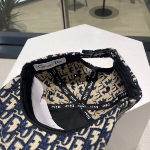 【AT12004】Dior（ディオール）ロゴキャップ - 高級ラグジュアリーブランドのトレンディなアクセサリー | Dior Paris