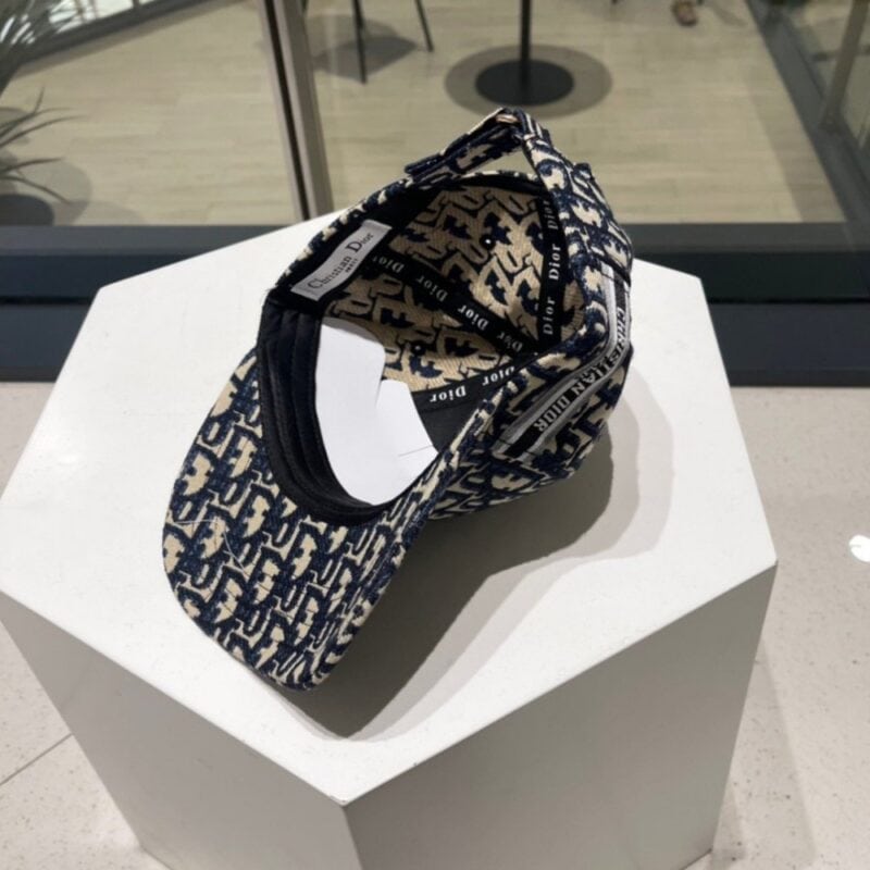 【AT12004】Dior（ディオール）ロゴキャップ - 高級ラグジュアリーブランドのトレンディなアクセサリー | Dior Paris