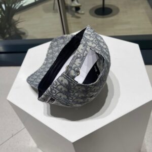 【AT12006】ディオールDiorフラワーリーフキャップ: ファッションとエレガンスの完璧な融合 | Christian Dior