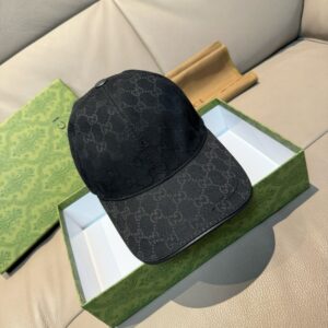 【AT12008】グッチのクラシックなベースボールキャップ - 高級感と都会のファッションアイテム | Gucci