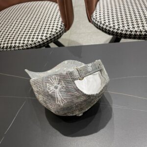 【AT12021】Chrome Hearts ヴィンテージ 十字架 メタルバッジ ベースボールキャップ | Chrome Hearts