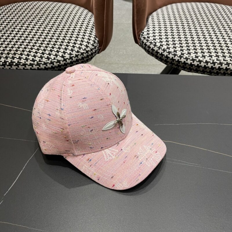 【AT12022】クロム ハーツ(Chrome Hearts) ロゴ入りピンクベースボールキャップ | Chrome Hearts
