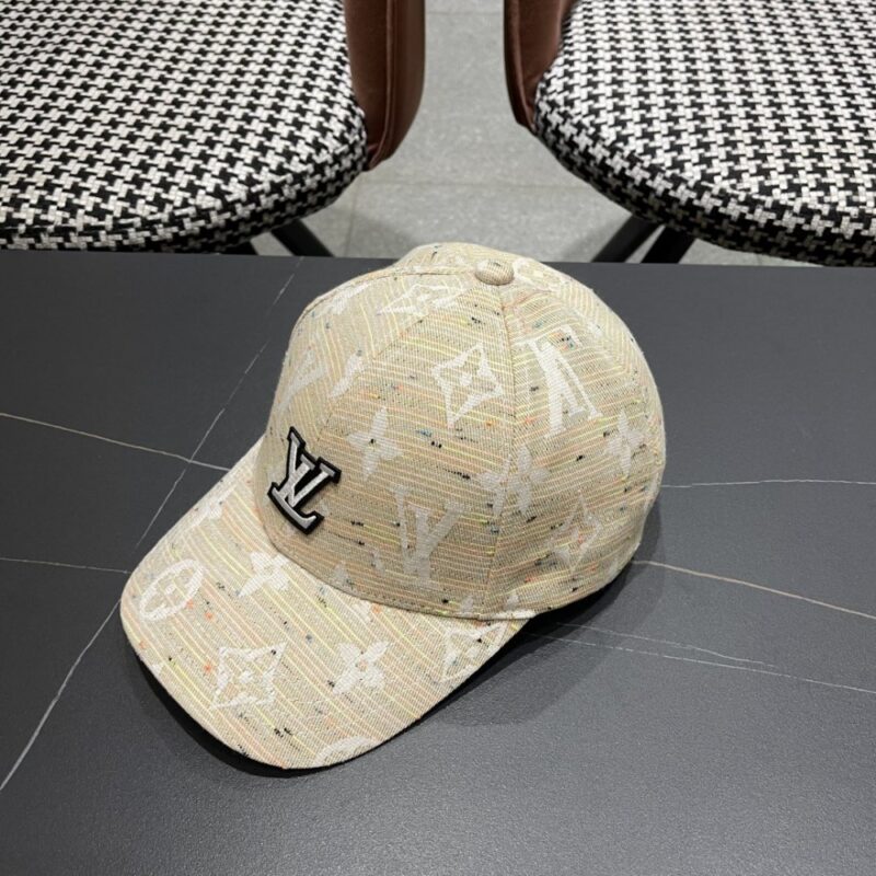 【AT12024】ルイヴィトンの贅沢なLVベースボールキャップ、高級感漂うアクセサリー | Louis Vuitton Malletier