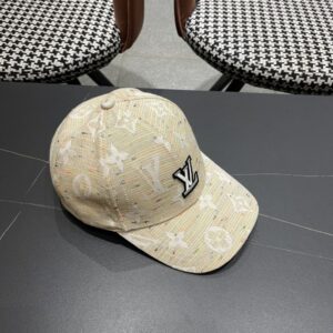 【AT12024】ルイヴィトンの贅沢なLVベースボールキャップ、高級感漂うアクセサリー | Louis Vuitton Malletier