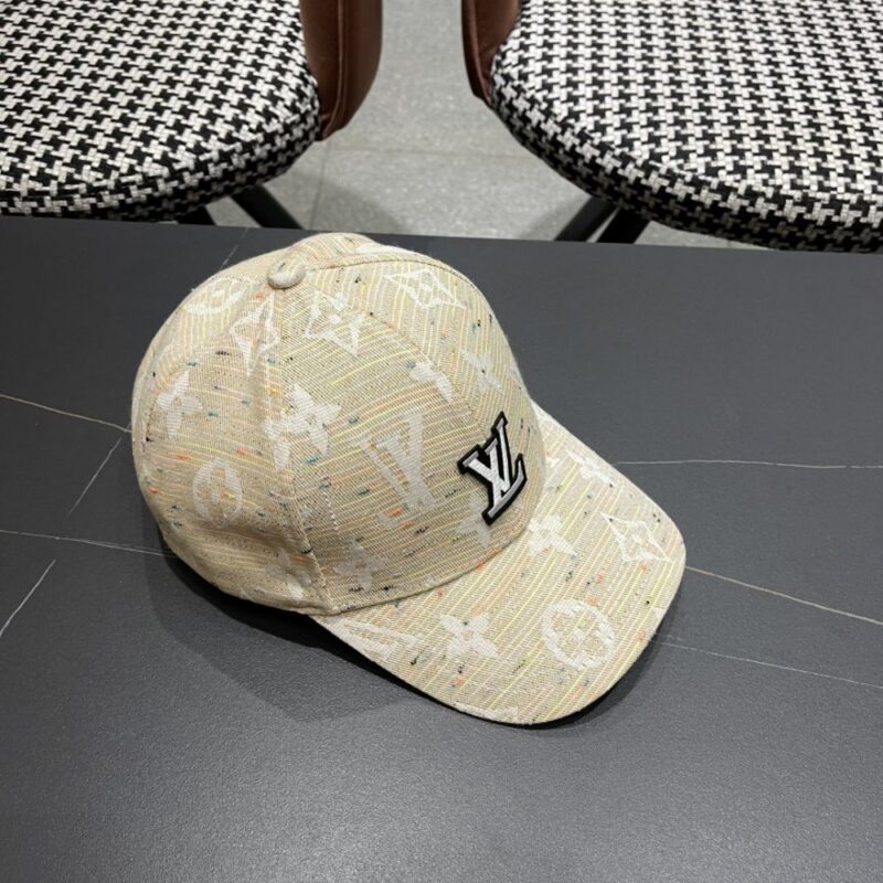 【AT12024】ルイヴィトンの贅沢なLVベースボールキャップ、高級感漂うアクセサリー | Louis Vuitton Malletier
