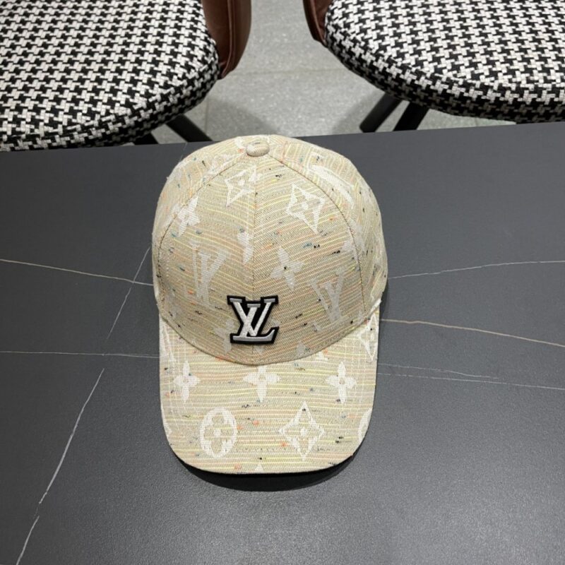 【AT12024】ルイヴィトンの贅沢なLVベースボールキャップ、高級感漂うアクセサリー | Louis Vuitton Malletier