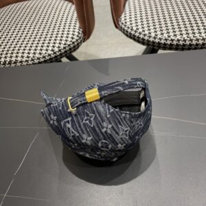 【AT12032】ルイ・ヴィトン刺繍入り野球帽 - ラグジュアリーなファッションアクセサリー | Louis Vuitton Paris