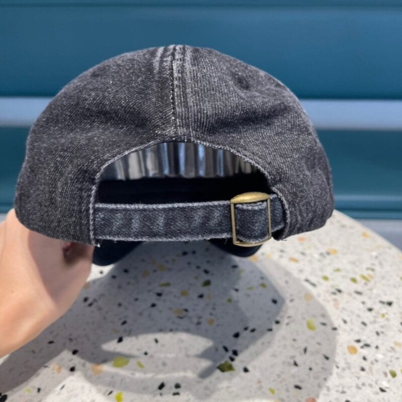 【AT12034】プラダデニムベースボールキャップ ウォッシュ加工デザイン ハイエンドファッション | Prada