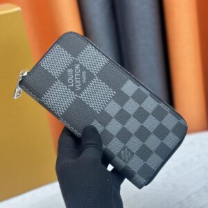 【AT13377】ルイ・ヴィトン（Louis Vuitton）カーフレザークラシックウォレット - 贅沢なビジネスアクセサリー | Louis Vuitton