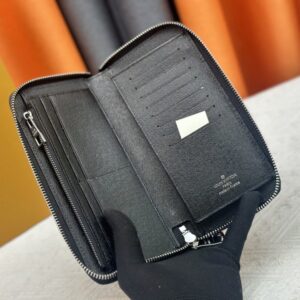 【AT13377】ルイ・ヴィトン（Louis Vuitton）カーフレザークラシックウォレット - 贅沢なビジネスアクセサリー | Louis Vuitton