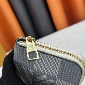 【AT13378】高級キャリーバッグ用財布 - 輝く都市のエリート向けカーフスキン旅行財布 | Louis Vuitton Paris