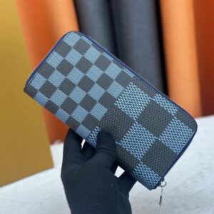 【AT13379】ルイ・ヴィトンのチェッカーパターンカーフスキン財布 - ファッションと実用を完璧に融合した贅沢アイテム | Louis Vuitton